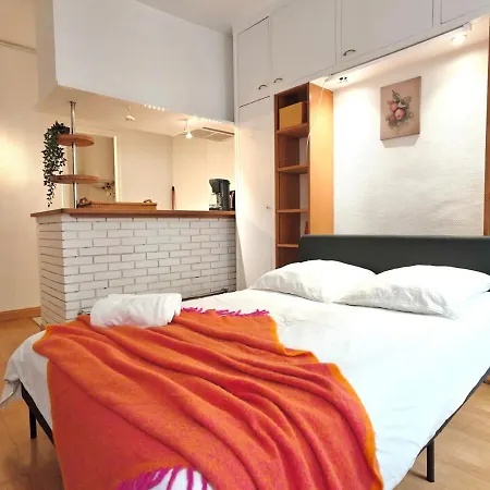 Stylish Opera Area For 2 Near Metro Апартаменты Париж